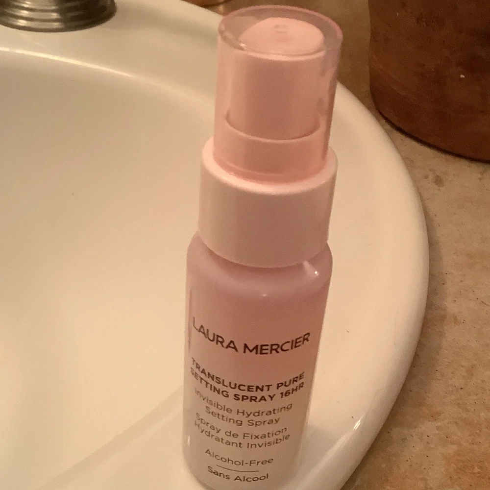 Laura Mercier Translucent Pure Setting Spray - Light Pink new never used